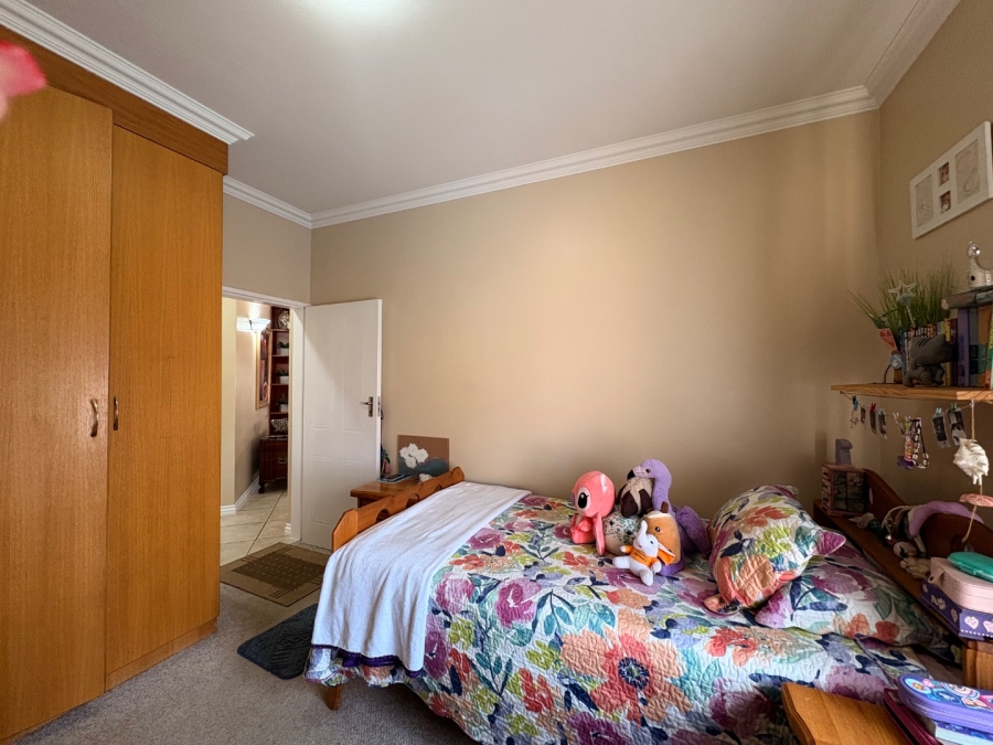 3 Bedroom Property for Sale in Wilkoppies North West